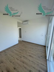 Novostavba apartmán 3x spálňa s 2x strešná terasa len 100m od mora s výhľadom na more, Chorvátsko- Privlaka