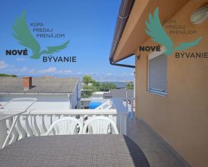 Na predaj dom 4x apartmán s výhľadom na more v Chorvátsku