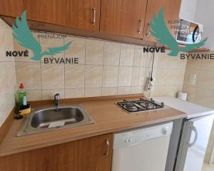 Na predaj dom 4x apartmán s výhľadom na more v Chorvátsku