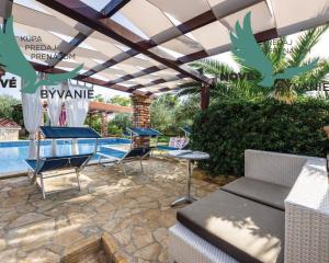 Exkluzívne na predaj vila s bazénom v Chorvátsku