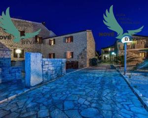 Exkluzívne na predaj vila s bazénom v Chorvátsku