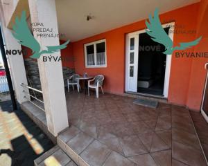 Na predaj dom s 3 apartmánmi len 250m od mora, Chorvátsko - Vir