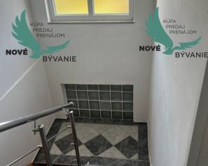 Na predaj dom s 3 apartmánmi len 250m od mora, Chorvátsko - Vir