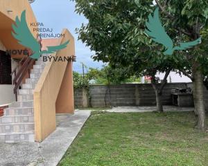 Dom vhodný ako investícia blízko mora s 3x apartmán v Chorvátsku - Vrsi