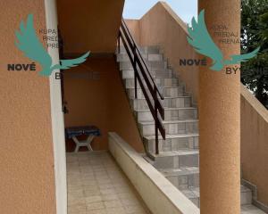 Dom vhodný ako investícia blízko mora s 3x apartmán v Chorvátsku - Vrsi