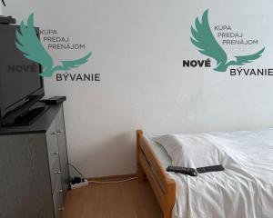 Dom vhodný ako investícia blízko mora s 3x apartmán v Chorvátsku - Vrsi