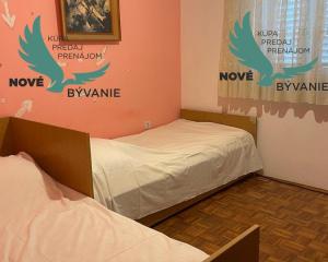 Dom vhodný ako investícia blízko mora s 3x apartmán v Chorvátsku - Vrsi