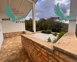 Na predaj dom prvý rad na mori s výhľadom na more v Chorvátsku