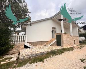 Na predaj dom prvý rad na mori s výhľadom na more v Chorvátsku