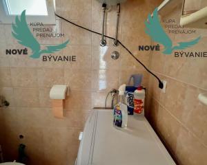 Predaj dom len 60m od mora s výhľadom na more v Chorvátsku