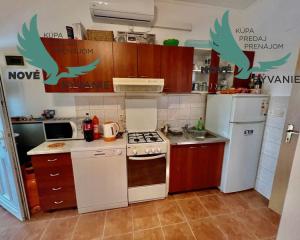 Predaj dom len 60m od mora s výhľadom na more v Chorvátsku