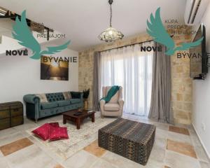 Luxusná novostavba vila s bazénom blízko mora v Chorvátsku v Zatone