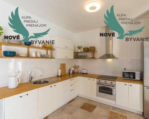 Luxusná novostavba vila s bazénom blízko mora v Chorvátsku v Zatone