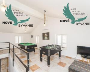 Luxusná novostavba vila s bazénom blízko mora v Chorvátsku v Zatone