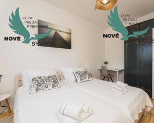 Luxusná novostavba vila s bazénom blízko mora v Chorvátsku v Zatone