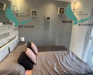 Dom 2x apartmán blízko mora v Chorvátsku na ostrove Vir