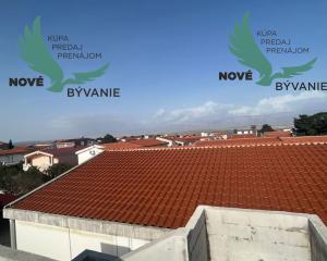 Dom 2x apartmán blízko mora v Chorvátsku na ostrove Vir