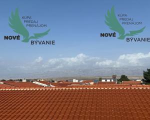 Dom 2x apartmán blízko mora v Chorvátsku na ostrove Vir