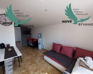 Dom 3x apartmán blízko mora v Chorvátsku, zabehnutý prenájom