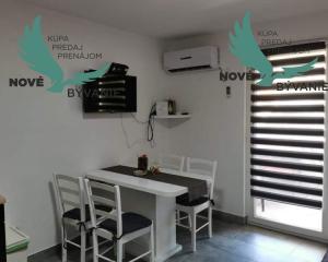 Dom 3x apartmán blízko mora v Chorvátsku, zabehnutý prenájom