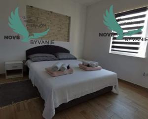 Dom 3x apartmán blízko mora v Chorvátsku, zabehnutý prenájom