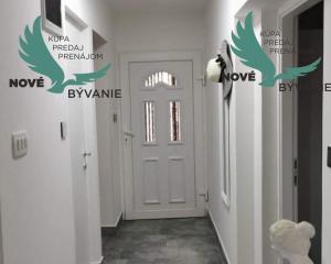 Dom 3x apartmán blízko mora v Chorvátsku, zabehnutý prenájom