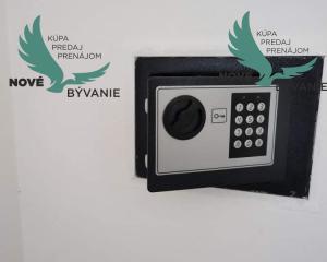 Dom 3x apartmán blízko mora v Chorvátsku, zabehnutý prenájom