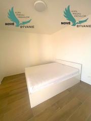 Na predaj vila s bazénom a výhľadom na more v Chorvátsku - Petrčane