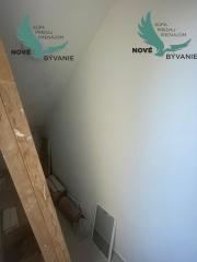 Na predaj vila s bazénom a výhľadom na more v Chorvátsku - Petrčane