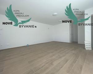 Na predaj vila s bazénom a výhľadom na more v Chorvátsku - Petrčane