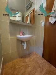 Predaj apartmán so záhradou, blízko pieskovej pláže, Chorvátsko - Pag