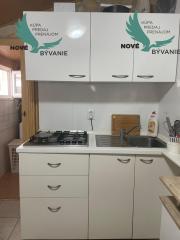 Dom v prvej rade od mora 2x apartmán s výhľadom na more a stavebným pozemkom,Jedinečná ponuka v Chorvátsku