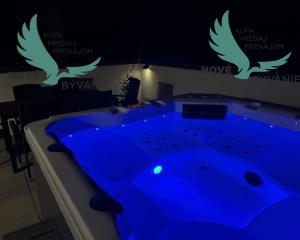 Chorvátsko - Apartmán so strešnou terasou