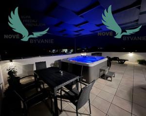 Chorvátsko - Apartmán so strešnou terasou