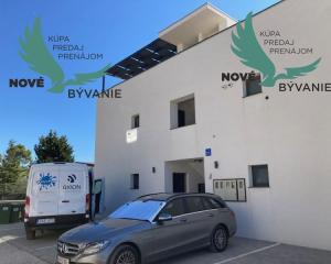 Chorvátsko - Apartmán so strešnou terasou