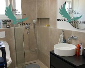 Chorvátsko - Apartmán so strešnou terasou