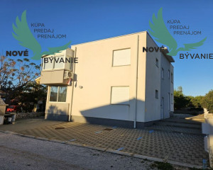 Na predaj  apartmán s výhľadom na more v Chorvátsku