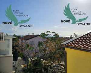 Na predaj  apartmán s výhľadom na more v Chorvátsku