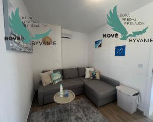 Chorvátsko - Na predaj novostavba s bazénom a výhľadom na more