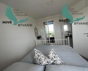 Chorvátsko - Na predaj novostavba s bazénom a výhľadom na more