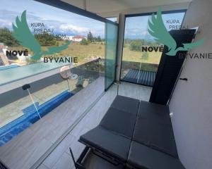 Chorvátsko - Na predaj novostavba s bazénom a výhľadom na more