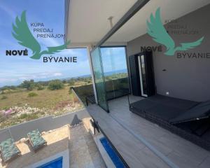 Chorvátsko - Na predaj novostavba s bazénom a výhľadom na more