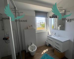 Chorvátsko - Na predaj novostavba s bazénom a výhľadom na more