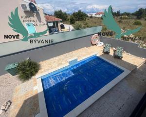 Chorvátsko - Na predaj novostavba s bazénom a výhľadom na more