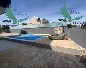 Chorvátsko - Na predaj novostavba s bazénom a výhľadom na more