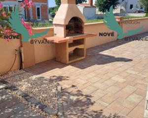 Apartmán s výhľadom na more a záhradou , Chorvatsko -Nin -Zaton