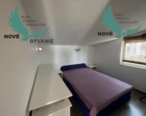 Dom 2x apartmán s výhľadom na more na ostrove Vir v Chorvátsku