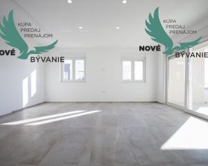 Luxusný apartmán s výhľadom na more len 30m od mora so 4x spálňou v Chorvátsku