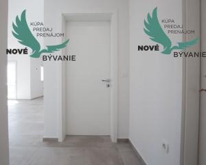 Luxusný apartmán s výhľadom na more len 30m od mora so 4x spálňou v Chorvátsku