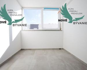 Luxusný apartmán s výhľadom na more len 30m od mora so 4x spálňou v Chorvátsku